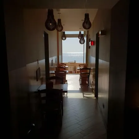 Borgo Marino Nocleg ze śniadaniem 3*